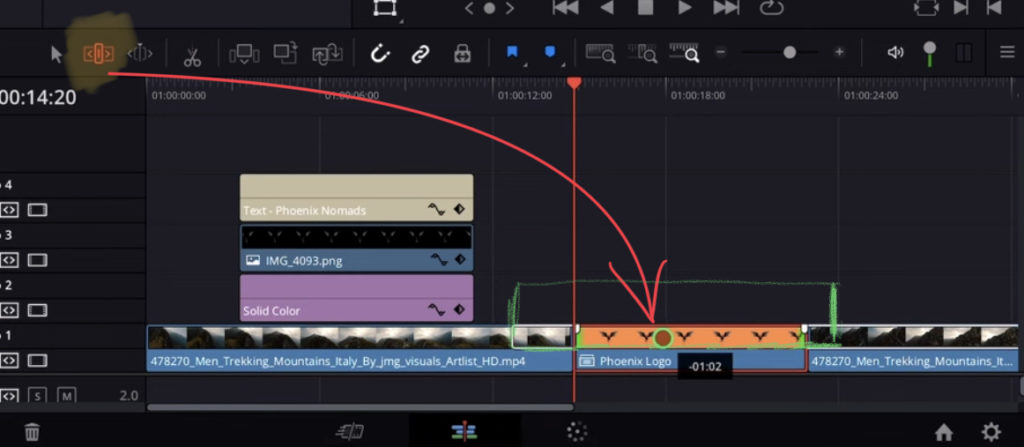 To Add a Transition like ever normal clip you need some space on both ends of the Clip.