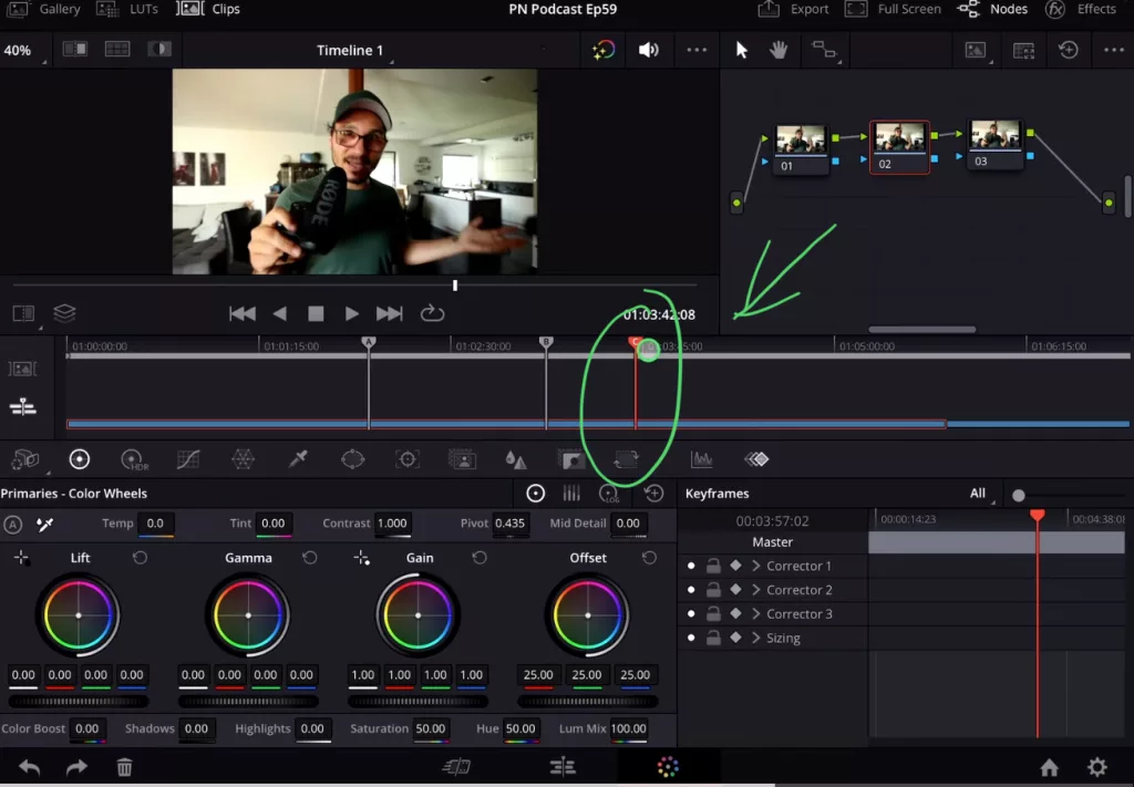 To add the next Playhead i simply use the next Shortcut and i have my third Playhead on the Timeline. DaVinci Resolve supports up to 4 Playheads at the same time. With the last Shortcut you can reset all and you will only have the regular Playhead.