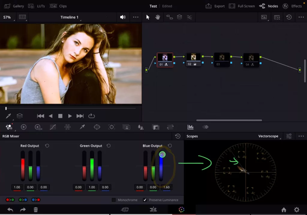 To balance the yellow image we have to give the image more blue. So i increase the blue value and try to push the blue in the vectorscope towards the mid.