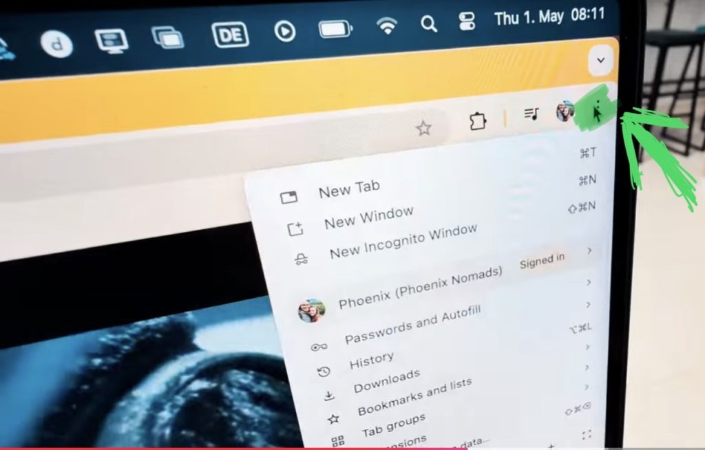 In Chrome Browser open the Menu with the 3 lines.