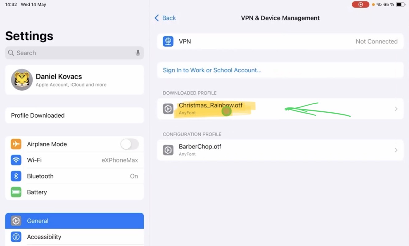 Under Downloaded Profils the new added Font will show. Click on it.