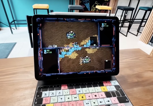 Play StarCraft Brood War Couch Coop with the N64 Version directly on the iPad. No Internet needed. Best with two Controllers.