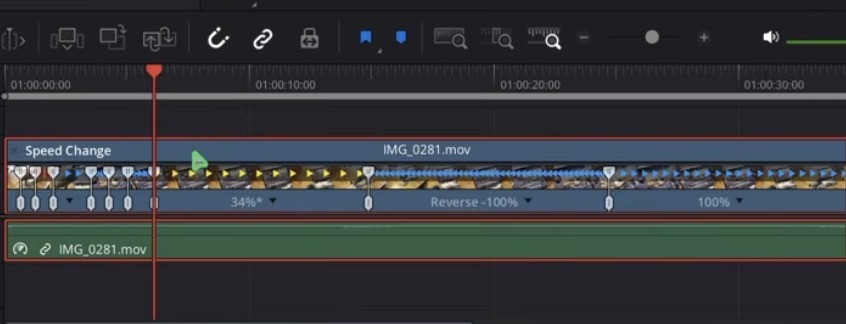 The clip changes to the retime controls view.