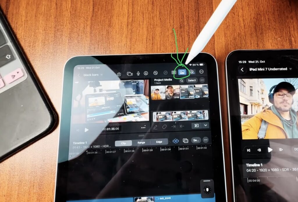 Final Cut Pro in vertical mode: on the iPad mini (iPadOS 26) the icons are on the right side and you can open the media pool with one tap. 