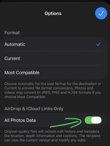 Activate "All Photos Data". This is off by default. Without it the baked in Cinematic information gets lost.